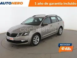 Gris Usado 2018 Skoda Octavia Familiar | 12.899 € (Precio justo)
