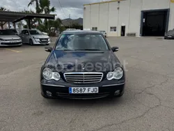 Negro Usado 2004 Mercedes C270 Avantgarde Berlina | 5300 € (Precio justo)
