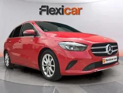 Granate Usado 2019 Mercedes B180 Monovolumen | 18.480 €