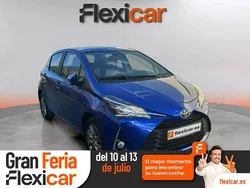 Azul Usado 2017 Toyota Yaris Active Berlina | 13.790 € (Precio justo)