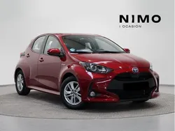 Rojo Usado 2020 Toyota Yaris Hybrid Active | 19.990 € (Precio justo)