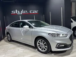 Gris / plata Usado 2019 Ford Mondeo Titanium Berlina | 14.950 € (Buen precio)