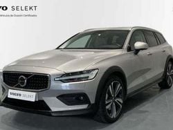 Plateado Usado 2024 Volvo V60 CC Ultimate Familiar | 52.900 €