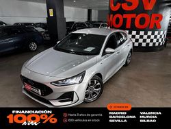 Gris Usado 2024 Ford Focus ST-Line Berlina | 18.850 € (Buen precio)