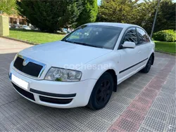 Blanco Usado 2004 Skoda Superb Classic Berlina | 2500 €