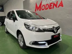 Blanco Usado 2015 Renault Scénic III LIMITED Monovolumen | 5990 € (Super precio)
