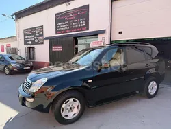 Negro Usado 2005 Ssangyong Rexton SUV | 4500 € (Precio justo)