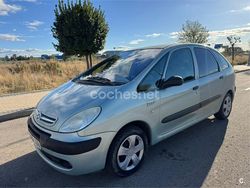 Gris / plata Usado 2004 Citroën Xsara Picasso Exclusive Monovolumen | 2000 € (Super precio)