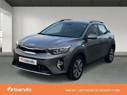 Gris Usado 2024 Kia Stonic SUV | 20.990 € (Un poco caro)