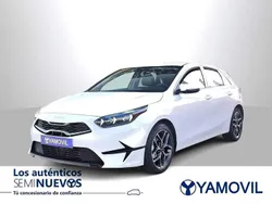 Blanco Usado 2023 Kia Ceed Utilitario | 22.450 € (Un poco caro)