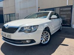 Blanco Usado 2015 Skoda Superb Ambition Berlina | 12.990 € (Precio justo)