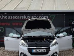 Blanco Usado 2018 Peugeot 208 Active Utilitario | 7790 € (Buen precio)