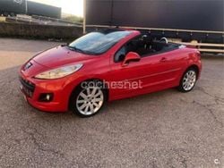 Rojo Usado 2011 Peugeot 207 CC Descapotable | 6500 € (Precio justo)