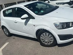 Blanco Usado 2012 Chevrolet Aveo LT Berlina | 3250 € (Buen precio)