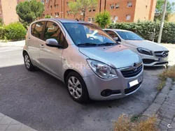 Gris / plata Usado 2008 Opel Agila Enjoy Berlina | 2800 €