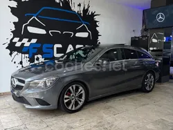 Gris / plata Usado 2015 Mercedes CLA220 Shooting Brake Urban Familiar | 18.990 € (Un poco caro)