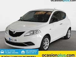 Blanco Usado 2017 Lancia Ypsilon Gold Utilitario | 9150 € (Precio justo)