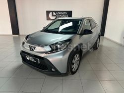 Gris / plata Usado 2022 Toyota Aygo Play Utilitario | 12.900 € (Precio justo)