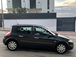 Azul Usado 2006 Renault Mégane II Privilege Berlina | 2400 € (Buen precio)
