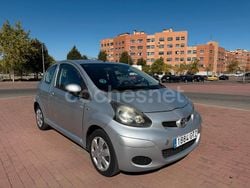 Gris / plata Usado 2010 Toyota Aygo Connect Style Utilitario | 4999 € (Precio justo)