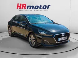 Negro Usado 2018 Hyundai i30 Berlina | 12.590 € (Precio justo)