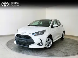 Blanco Usado 2021 Toyota Yaris Edition Berlina | 17.100 € (Un poco caro)