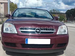 Granate Usado 2004 Opel Vectra Comfort Berlina | 2500 €