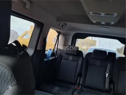 Marrón Usado 2017 Peugeot Traveller Active Monovolumen | 17.500 €