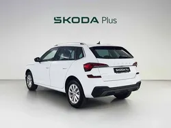 Blanco Usado 2024 Skoda Kamiq Selection SUV | 21.900 € (Precio justo)