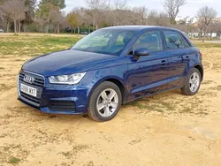 Azul Usado 2018 Audi A1 Sportback Ambiente Utilitario | 14.990 € (Precio justo)