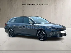 Gris / plata Usado 2024 Cupra Leon Familiar | 36.500 €