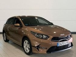 Marrón Usado 2022 Kia Ceed Utilitario | 18.600 € (Un poco caro)
