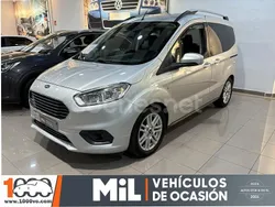 Gris / plata Usado 2019 Ford Tourneo Courier Titanium Monovolumen | 13.995 € (Precio justo)