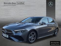 Gris / plata Usado 2024 Mercedes A180 Berlina | 31.900 € (Precio justo)
