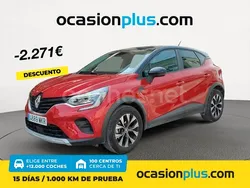 Rojo Usado 2023 Renault Captur Evolution SUV | 24.990 € (Un poco caro)