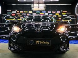 Negro Usado 2023 Toyota Yaris Hybrid Active Utilitario | 19.799 € (Precio justo)