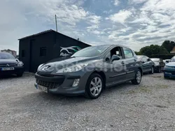 Gris / plata Usado 2008 Peugeot 308 Premium Berlina | 5900 € (Precio justo)