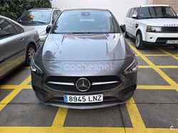 Gris / plata Usado 2021 Mercedes B200 Monovolumen | 29.000 € (Caro)
