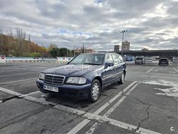 Azul Usado 1999 Mercedes C180 Elegance Familiar | 5800 €