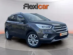 Gris Usado 2019 Ford Kuga Trend+ SUV | 14.590 € (Buen precio)