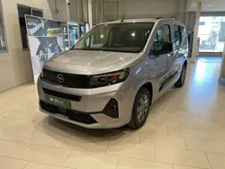 Gris Nuevo 2024 Opel Combo S Monovolumen | 29.500 € (Un poco caro)