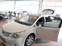 Blanco Usado 2011 Toyota Avensis Advance Familiar | 6200 € (Buen precio)