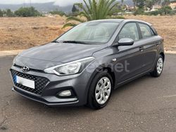 Gris / plata Usado 2020 Hyundai i20 Berlina | 9500 € (Buen precio)