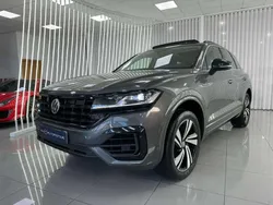 Gris Usado 2020 VW Touareg R-line SUV | 39.990 € (Super precio)