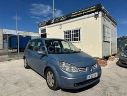 Gris / plata Usado 2006 Renault Scénic II Dynamique Monovolumen | 2399 € (Buen precio)