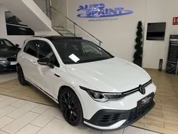 Blanco Usado 2022 VW Golf VIII GTI Utilitario | 37.490 € (Precio justo)