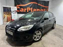 Negro Usado 2012 Ford Focus Berlina | 5750 € (Buen precio)