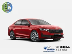 Rojo Nuevo 2025 Skoda Octavia SportLine | 37.295 € (Caro)