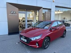 Granate Usado 2023 Hyundai i20 Berlina | 14.500 € (Buen precio)