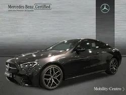 Gris grafito metalizado Usado 2023 Mercedes E220 Coupe | 53.500 € (Super precio)